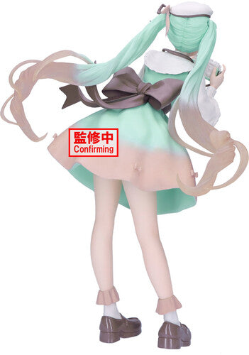 BanPresto - Hatsune Miku - Holiday Memories Camera Statue