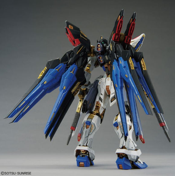 Mobile Suit Gundam SEED Destiny - Strike Freedom Gundam MGEX 1/100 Scale Model Kit