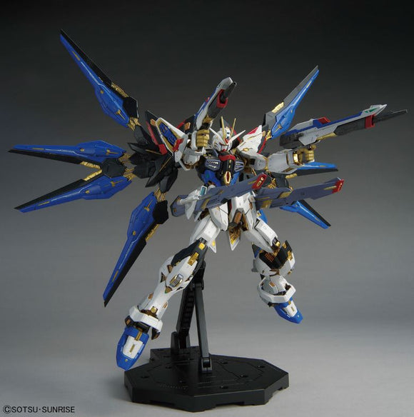 Mobile Suit Gundam SEED Destiny - Strike Freedom Gundam MGEX 1/100 Scale Model Kit