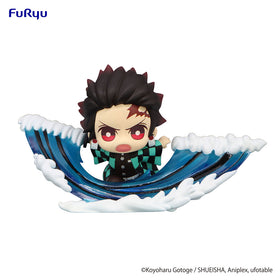 Demon Slayer: Kimetsu no Yaiba - Tanjiro Kamado Chibi Hold Figure