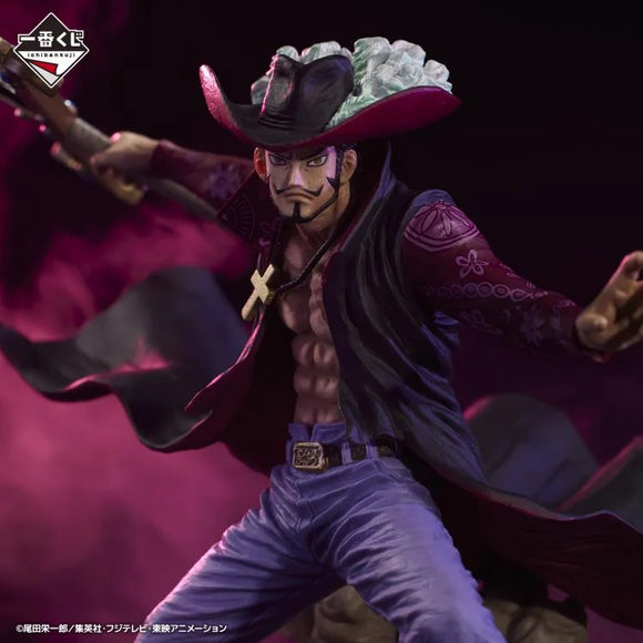 Dracule Mihawk One Piece Ichibansho Figure