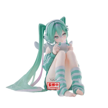 Hatsune Miku Game Version Holiday Memories Statue - 0