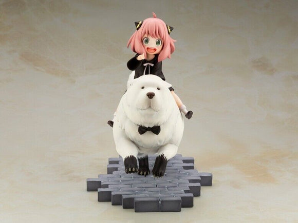 Spy x Family: Anya Forger & Bond Forger PVC Statue